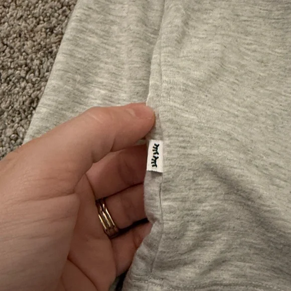 Little Sleepies Disney Minnie Mouse Long Sleeve Gray Shirt with ruffles 2T - Picture 5 of 5